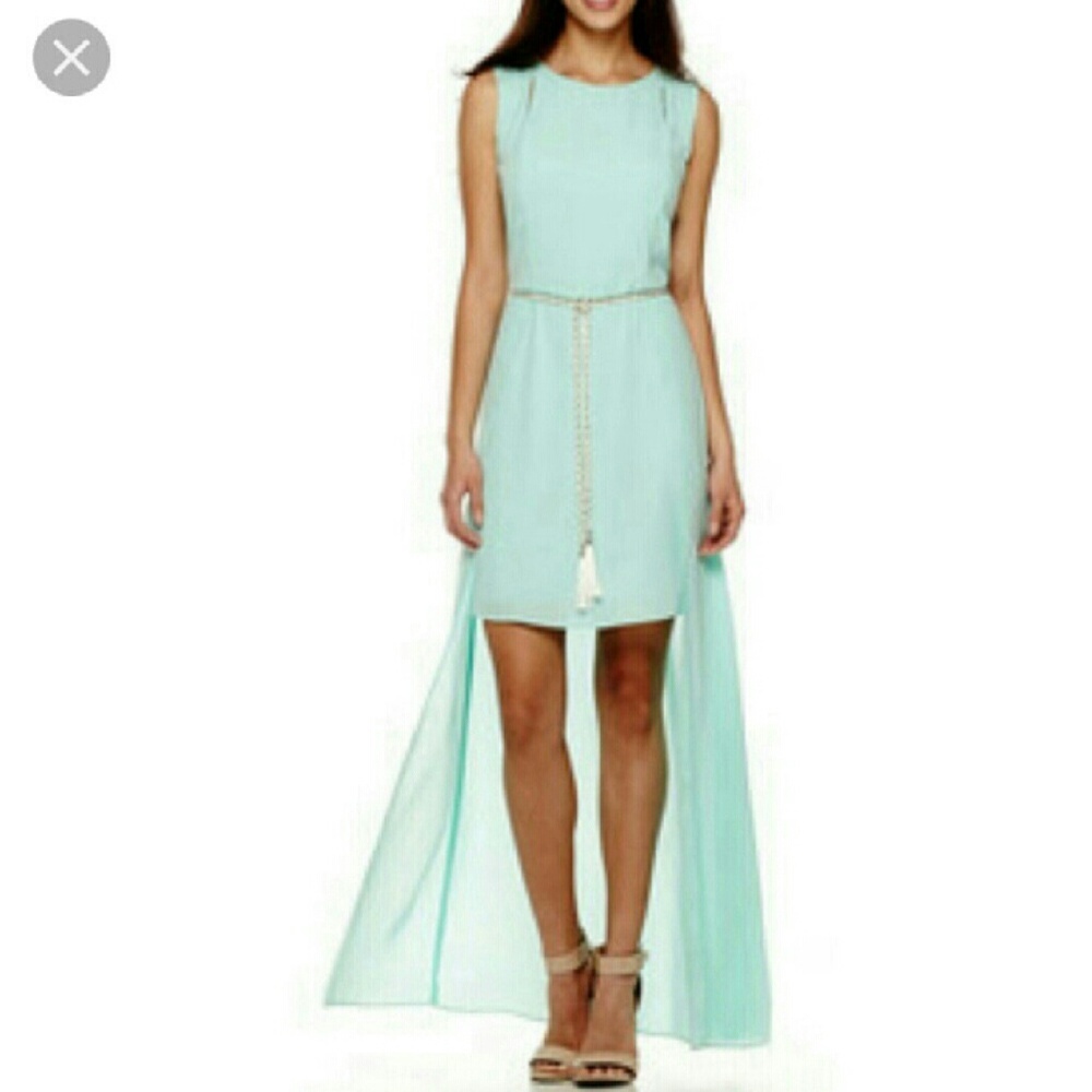 NWT Bisou Bisou fly away maxi (sz 6)